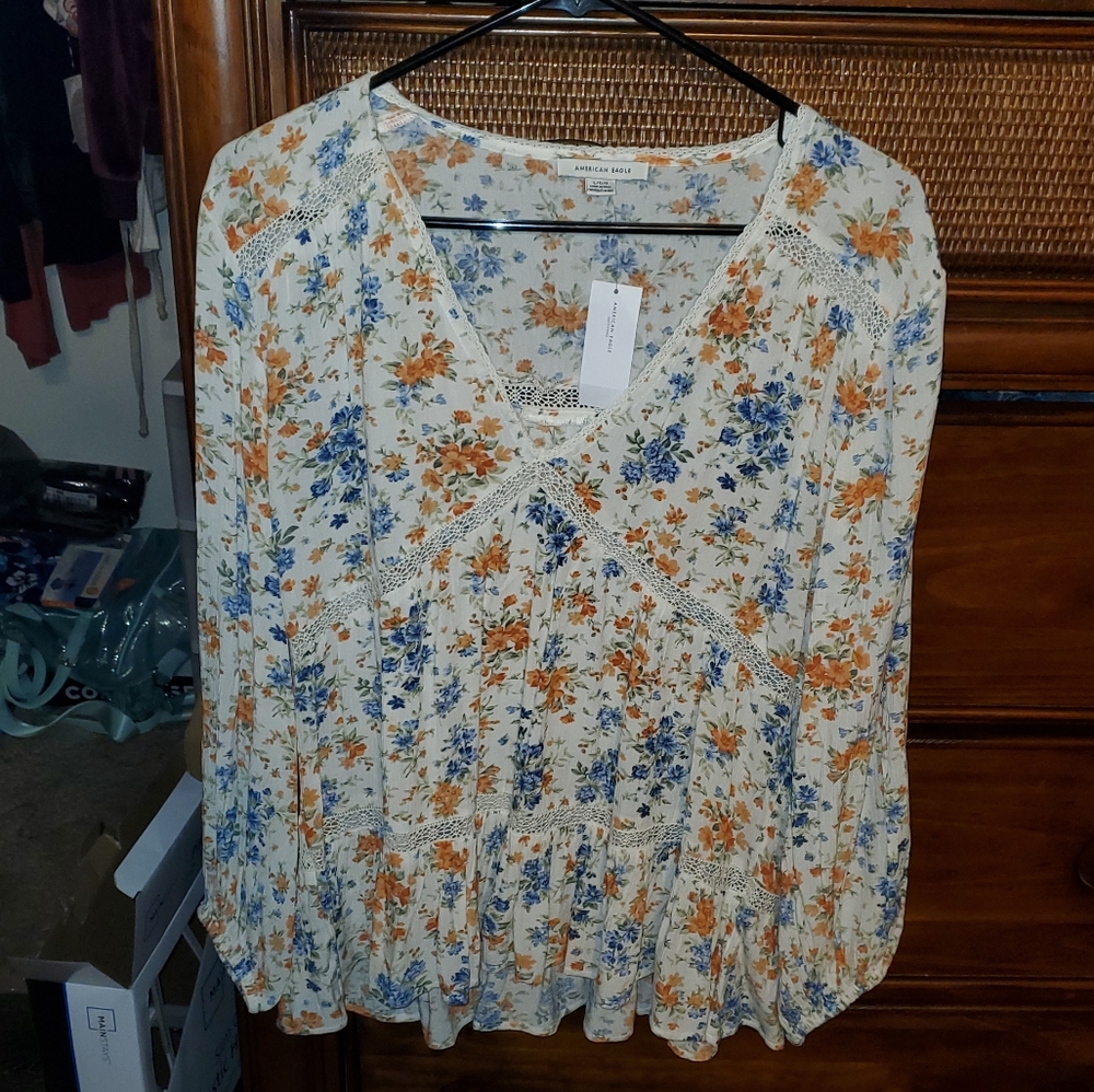 American Egale blouse💜💜💜💜 30min sale